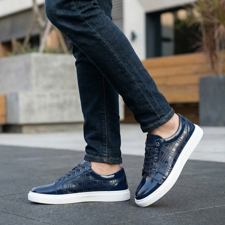 Austin - Glossy Sneakers