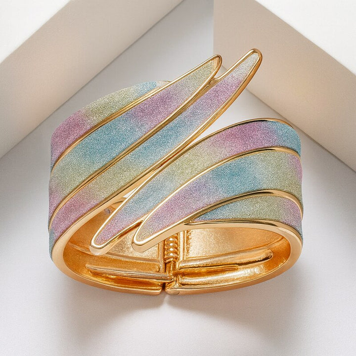Cecilia - Spiral Luminescence Bracelet